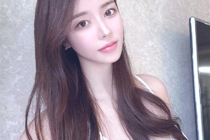 Naomi, 32 — Escort in Sangzi, China