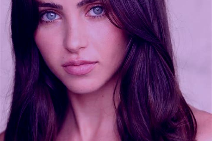 Naomi, 33, a brunette blue-eyed latina companion based in Kosice. Offering Tantra, Deep French Kissing, OWO, Erotic Massage. Available for incall and outcall...