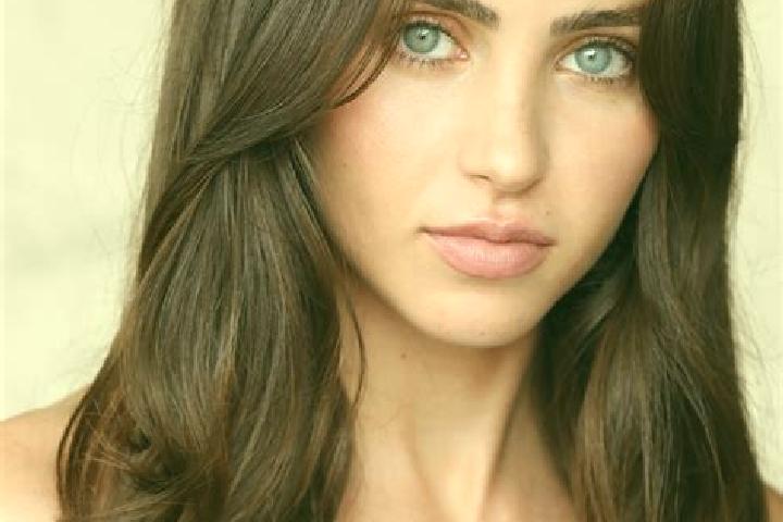 Naomi, 33, a brunette dark-eyed asian companion based in Nucetto. Offering OWO, CIM, Roleplay. Available for incall and outcall, day and evening dates.