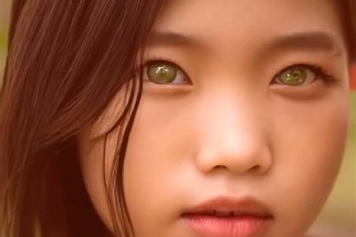 Naomi, 33, a chestnut green-eyed asian companion based in Zaniemysl. Offering Massage, Fetish, OWO. Available for incall and outcall, overnight bookings avai...