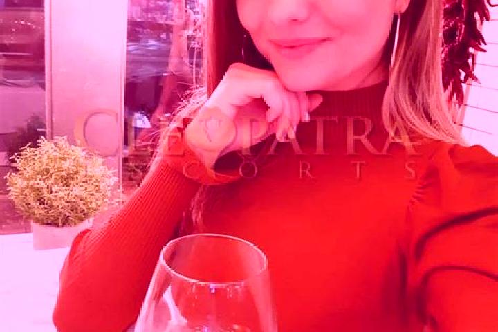 Naomi, 33, a dark blonde amber-eyed middle eastern companion based in San Chiaffredo. Offering Couples, GFE, Dinner Date, Party Girl. Available for incall an...