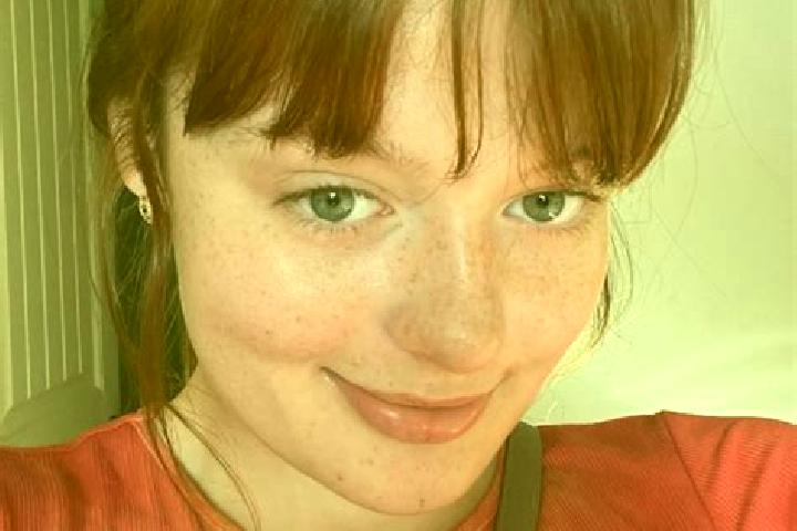 Naomi, 33, a red grey-eyed asian companion based in Fort Benton. Offering Fetish, Dinner Date, CIM, Domination, Roleplay. Available for incall and outcall, d...
