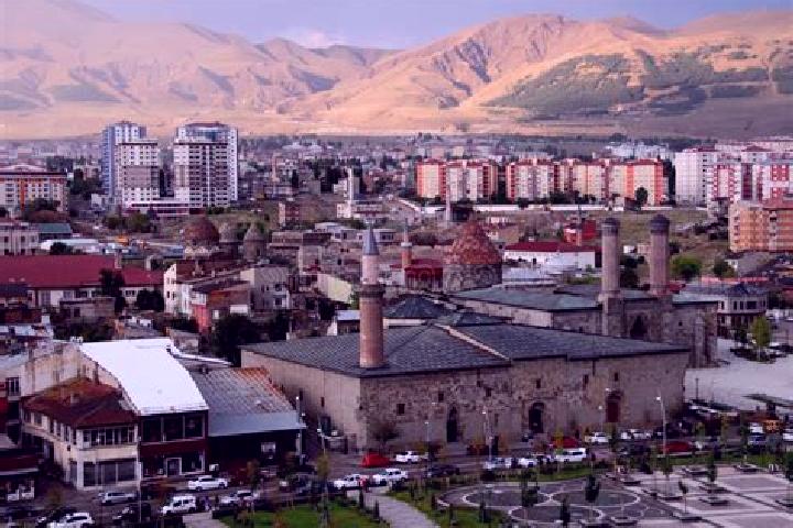 Naomi, 33 — Escort in Erzurum, Turkey