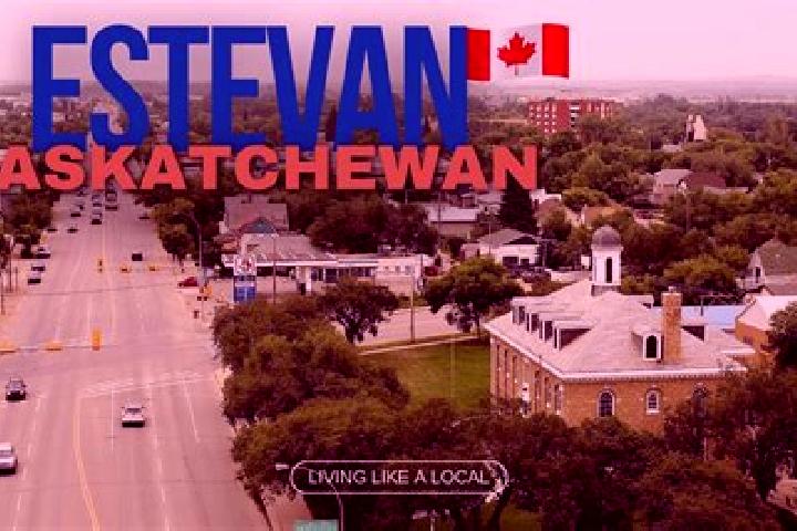 Naomi, 33 — Escort in Estevan, Canada