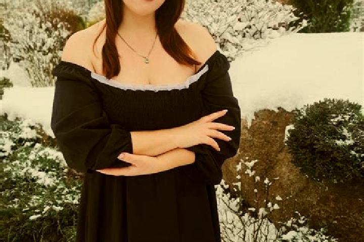 Naomi, 33 — Escort in Ladyzhyn, Ukraine