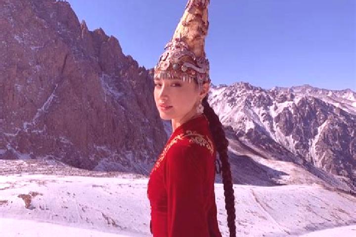 Naomi, 33 — Escort in Saryaghash, Kazakhstan