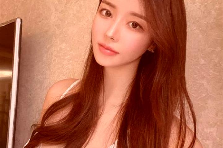 Naomi, 33 — Escort in Shuichun, China