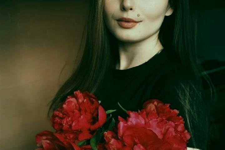 Naomi, 33 — Escort in Vinkivtsi, Ukraine