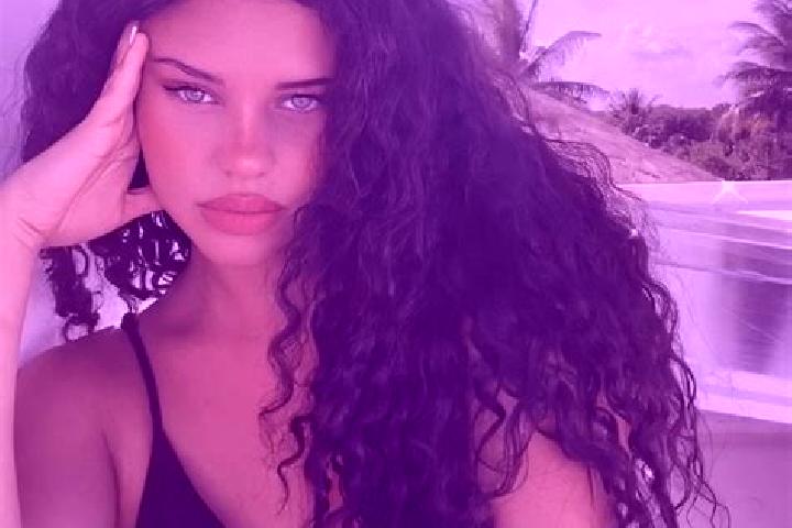 Naomi, 34, a black grey-eyed latina companion based in Albagiara. Offering Deep French Kissing, OWO, Striptease, Girlfriend Experience. Available for incall ...