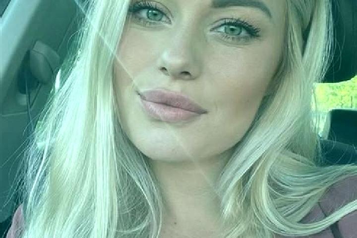 Naomi, 34, a blonde hazel-eyed caucasian companion based in Cases-de-Pene. Offering Girlfriend Experience, Couples, 69, Domination. Available for incall and ...