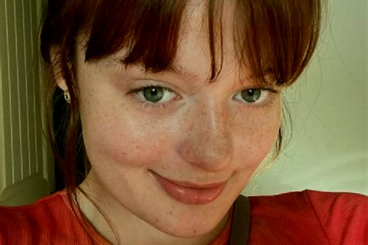 Naomi, 34, a red dark-eyed mediterranean companion based in Woolloomooloo. Offering Fetish, Prostate Massage, Domination, Striptease. Available for incall an...