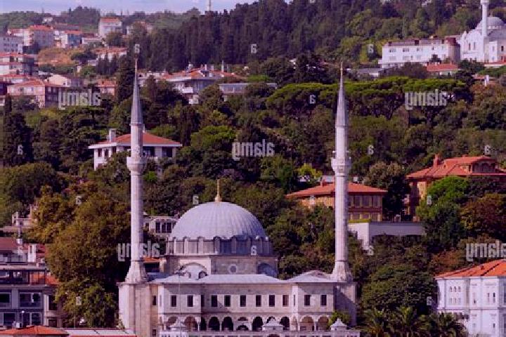 Naomi, 34 — Escort in Beylerbeyi, Turkey