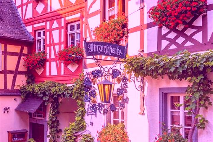 Naomi, 34 — Escort in Emmelbaum, Germany