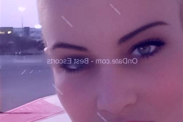Naomi, 34 — Escort in Trimont, United States