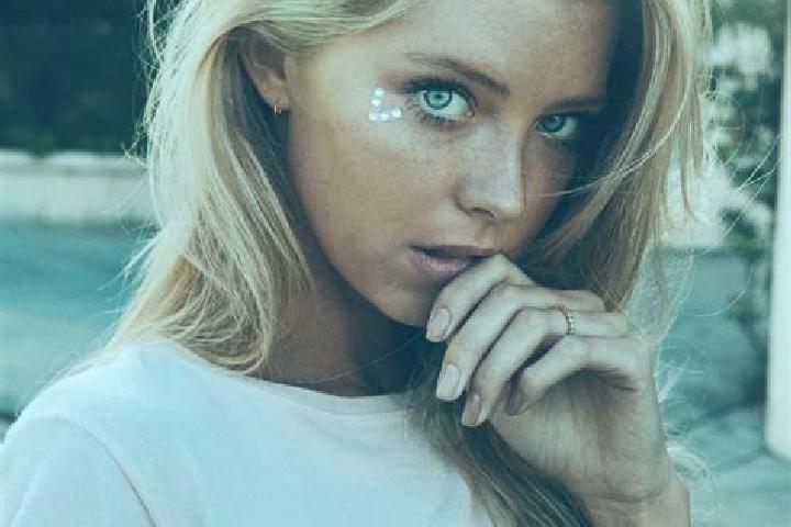 Naomi, 35, a blonde blue-eyed caribbean companion based in Marsden Park. Offering Overnight, Duos, GFE, Couples, Dinner Date. Available for incall and outcal...