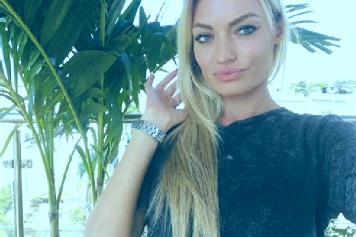 Naomi, 35, a blonde grey-eyed caribbean companion based in Zapallal. Offering Duos, Girlfriend Experience, Dinner Date, GFE, Deep French Kissing. Available f...