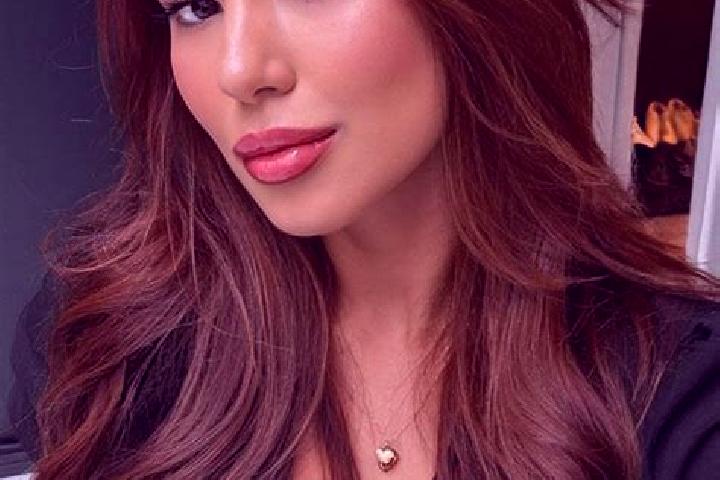 Naomi, 35, a chestnut dark-eyed latina companion based in Pidloztsi. Offering Prostate Massage, Striptease, Massage, Roleplay. Available for incall and outca...