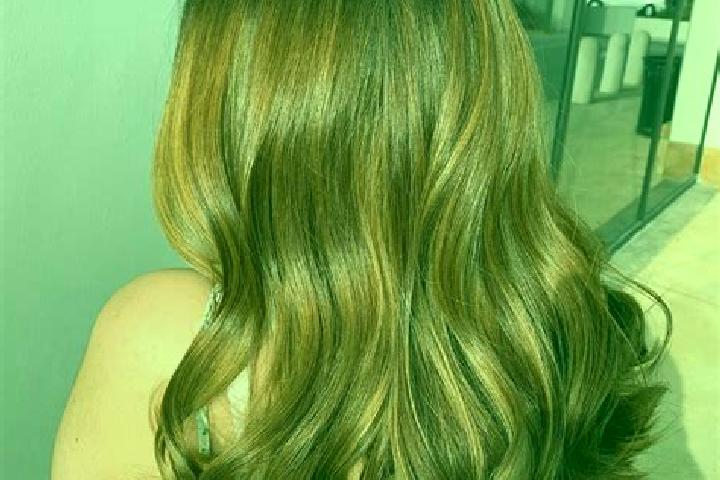 Naomi, 35, a chestnut hazel-eyed slavic companion based in Orikhove. Offering Tantra, GFE, Erotic Massage, Deep French Kissing. Available for incall and outc...