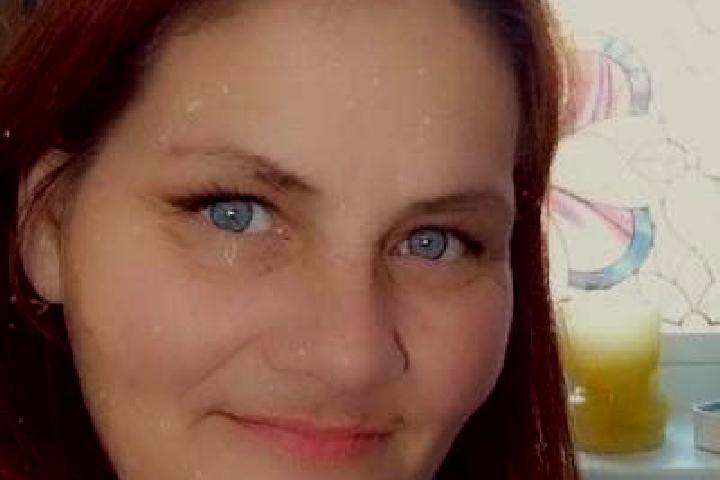 Naomi, 35, a red grey-eyed indian companion based in Hassi Bahbah. Offering Couples, Massage, BDSM, Dinner Date. Available for incall and outcall, day and ev...