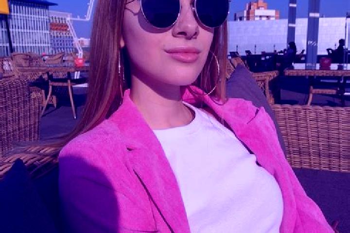 Naomi, 35 — Escort in Novozavidovskiy, Russia