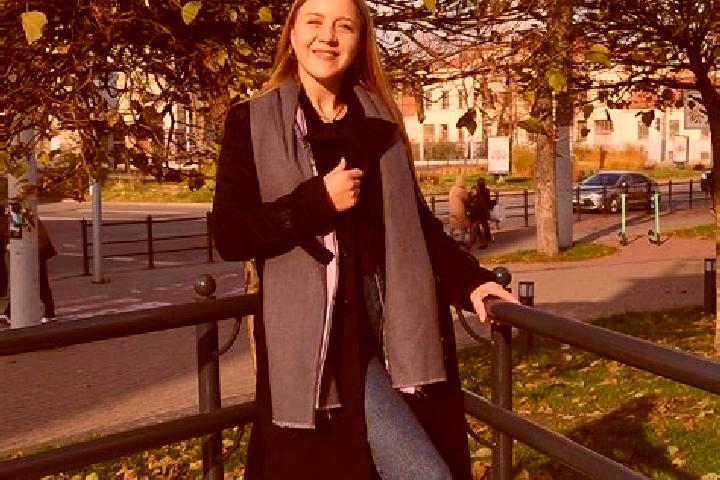 Naomi, 35 — Escort in Nyzhnya Telychka, Ukraine