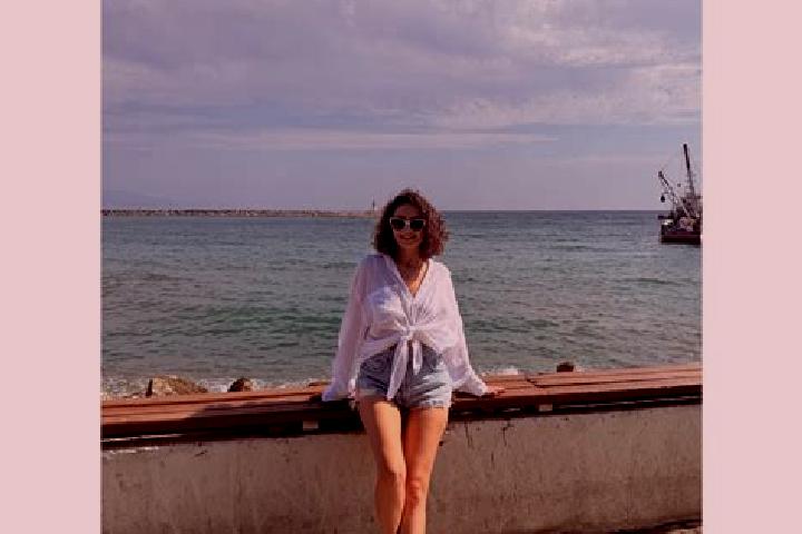Naomi, 35 — Escort in OEzalp, Turkey