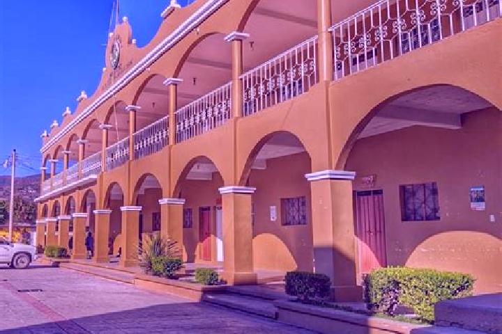 Naomi, 35 — Escort in San Baltazar Guelavila, Mexico
