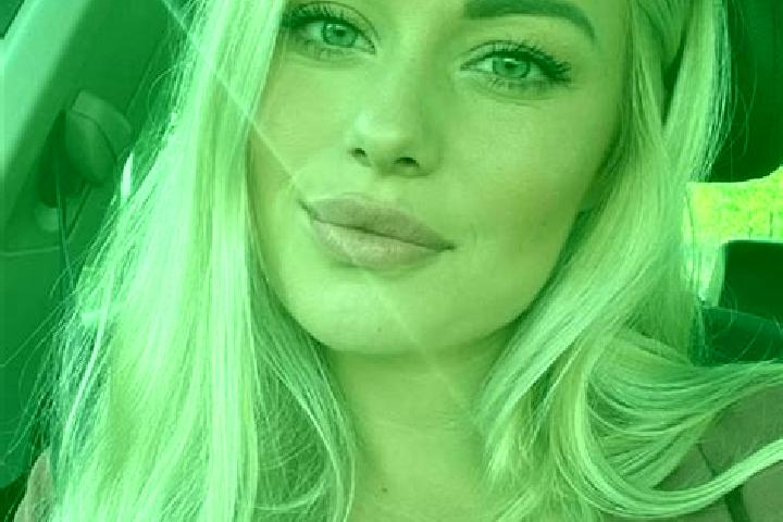 Naomi, 36, a blonde hazel-eyed asian companion based in Marne La Vallee. Offering Deep French Kissing, Roleplay, CIM, Striptease. Available for incall and ou...