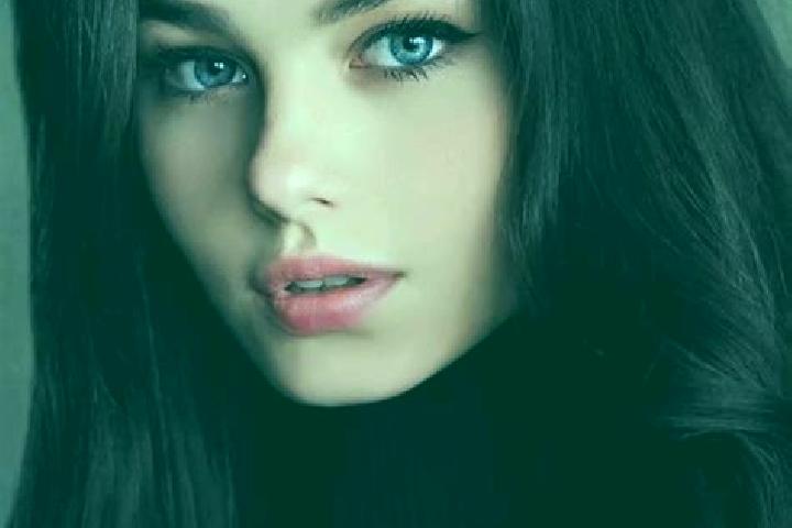 Naomi, 36, a brunette blue-eyed caucasian companion based in North Woodstock. Offering Deep French Kissing, Domination, Prostate Massage. Available for incal...