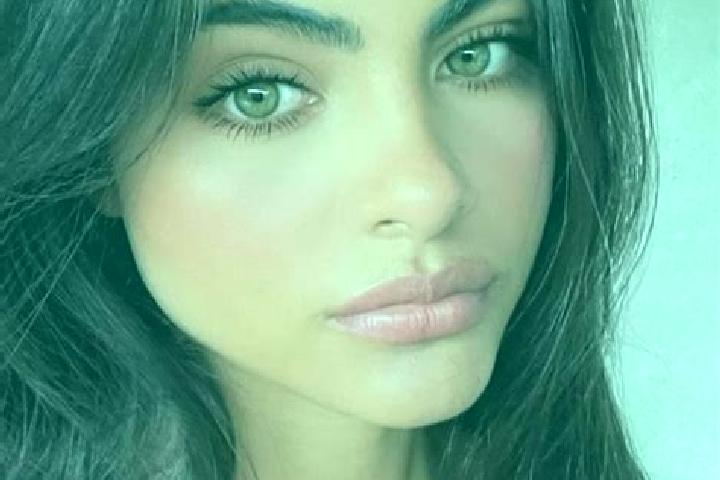 Naomi, 36, a brunette green-eyed middle eastern companion based in Papara. Offering Fetish, Party Girl, Domination, Prostate Massage, BDSM. Available for inc...