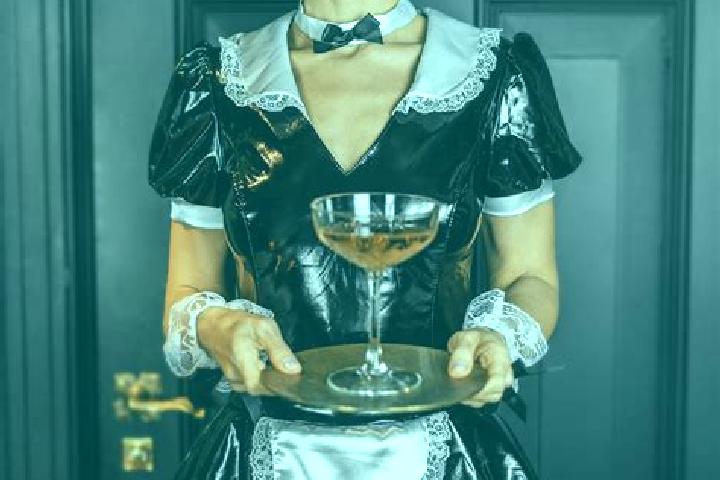 Naomi, 36, a dark blonde dark-eyed caucasian companion based in Anduins. Offering Fetish, Erotic Massage, Dinner Date, Overnight, Massage. Available for inca...