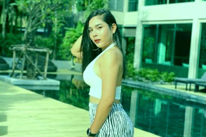Naomi, 36 — Escort in Ban Don Kaeo, Thailand