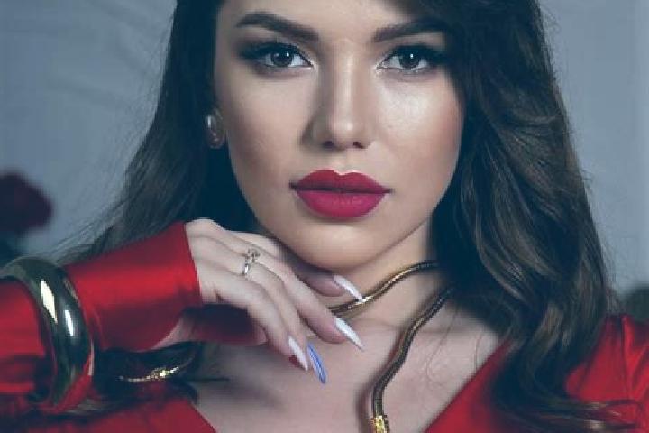Naomi, 36 — Escort in Horodnia, Ukraine