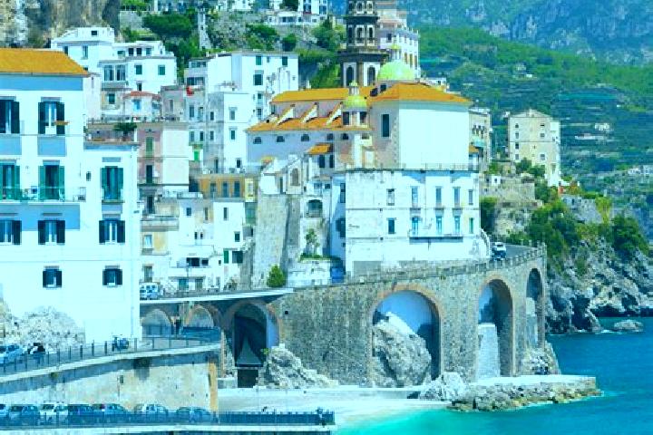 Naomi, 36 — Escort in Marano Ticino, Italy
