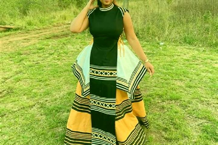 Naomi, 36 — Escort in Ngema Tribal Trust, South Africa