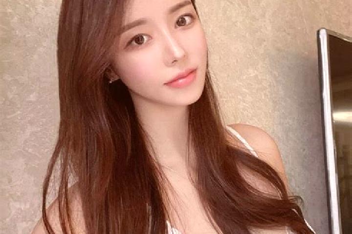 Naomi, 36 — Escort in Zhouzai, China