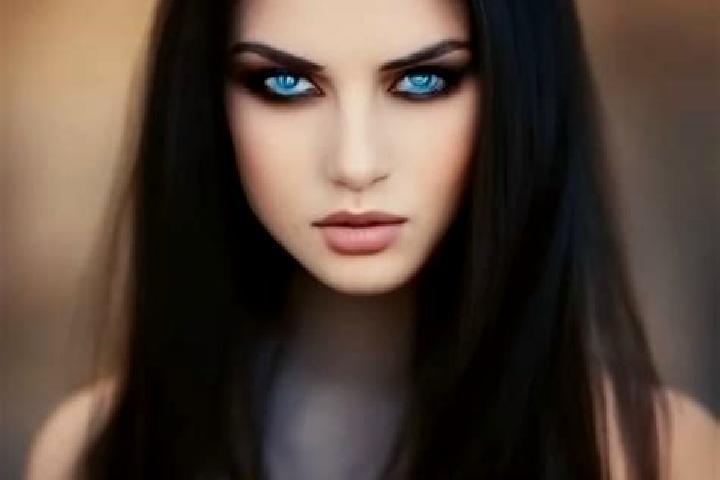 Naomi, 37, a black dark-eyed caucasian companion based in Saschiz. Offering Massage, Roleplay, 69, A-Level. Available for incall and outcall, day and evening...