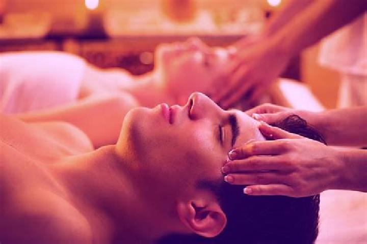 Naomi, 37, a black dark-eyed mixed companion based in Muri. Offering Erotic Massage, Deep French Kissing, Tantra, Couples, Prostate Massage. Available for in...