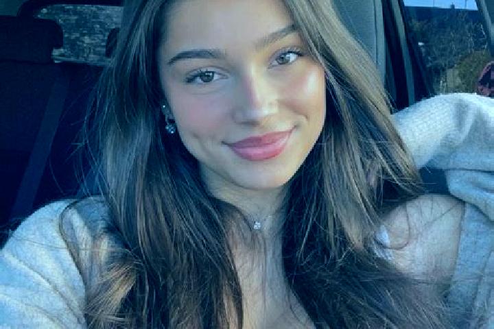 Naomi, 37, a brunette blue-eyed asian companion based in Miandetta. Offering Overnight, Massage, OWO, GFE, Travel Companion. Available for incall and outcall...