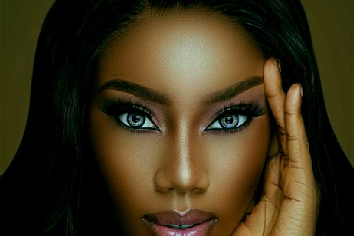 Naomi, 37, a brunette blue-eyed ebony companion based in Turnersville. Offering OWO, 69, Roleplay, GFE. Available for incall and outcall, day and evening dates.
