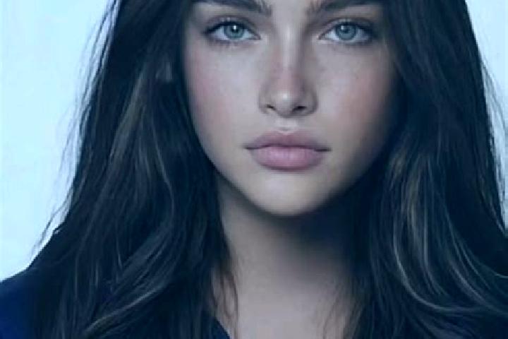 Naomi, 37, a brunette blue-eyed middle eastern companion based in Atimonan. Offering Roleplay, Party Girl, Girlfriend Experience. Available for incall and ou...