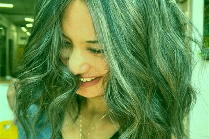 Naomi, 37, a brunette grey-eyed caribbean companion based in Neichen. Offering BDSM, Dinner Date, Girlfriend Experience, Erotic Massage, 69. Available for in...