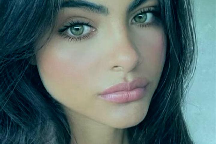 Naomi, 37, a chestnut hazel-eyed indian companion based in Lutomiersk. Offering Travel Companion, Prostate Massage, Deep French Kissing. Available for incall...