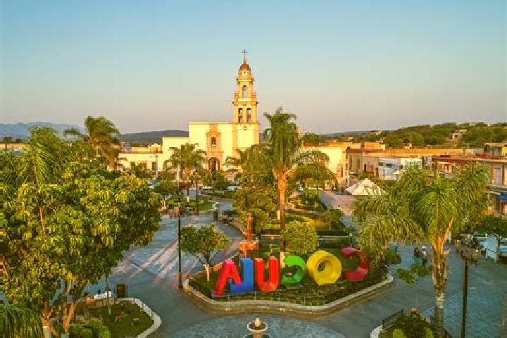 Naomi, 37 — Escort in Cocula, Mexico