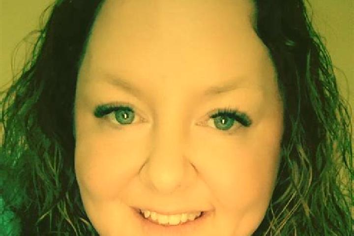Naomi, 37 — Escort in Eagletown, United States