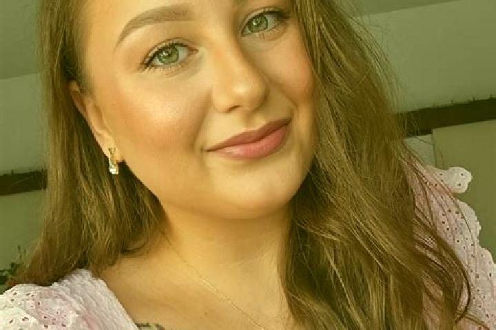 Naomi, 37 — Escort in Krzymow, Poland
