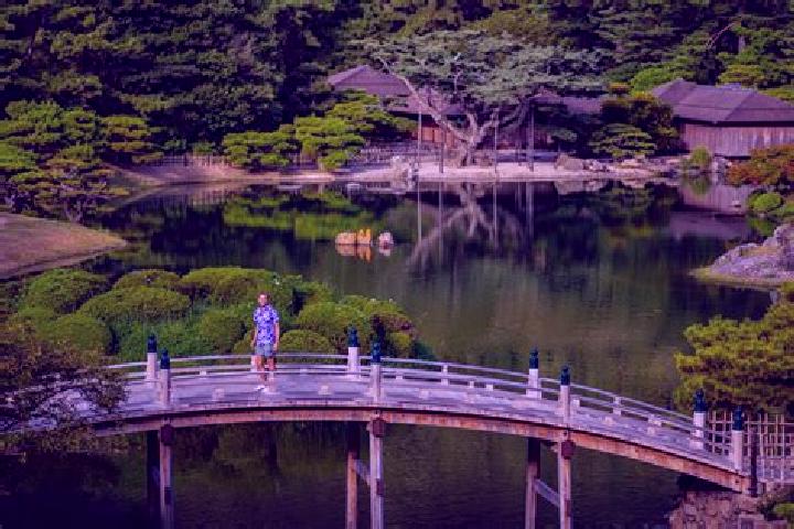 Naomi, 37 — Escort in Takamatsu, Japan