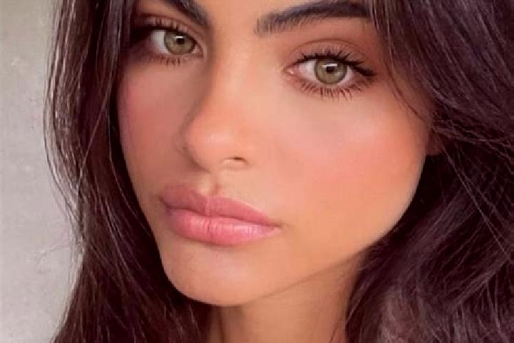 Naomi, 38, a auburn dark-eyed indian companion based in West Grove. Offering Travel Companion, Massage, Duos, Girlfriend Experience. Available for incall and...