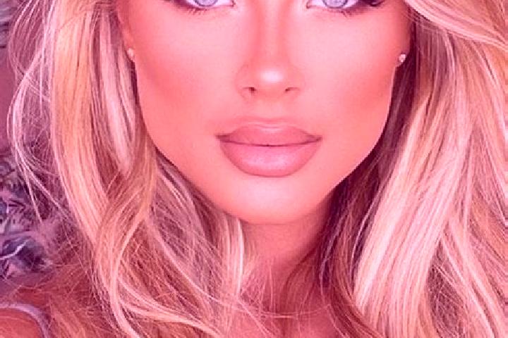 Naomi, 38, a blonde blue-eyed latina companion based in Sant Joan de Labritja. Offering Tantra, Fetish, Erotic Massage. Available for incall and outcall, ove...