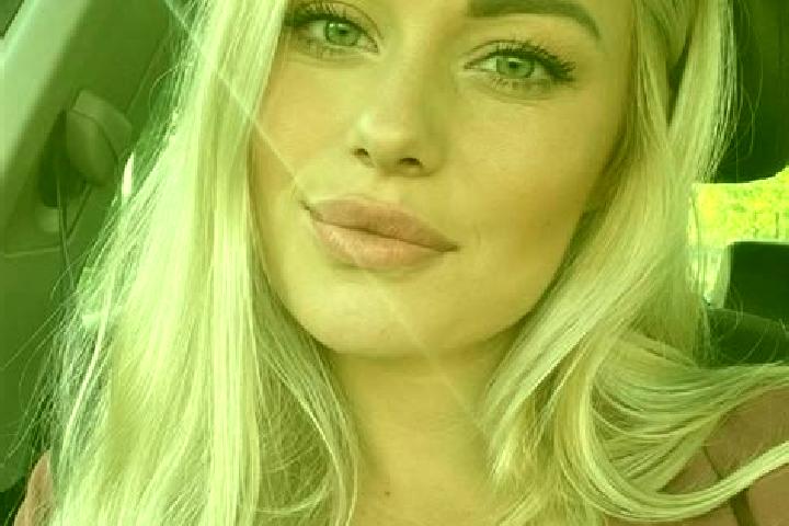 Naomi, 38, a blonde hazel-eyed ebony companion based in Darnytsya. Offering 69, Dinner Date, Roleplay, Party Girl. Available for incall and outcall, overnigh...